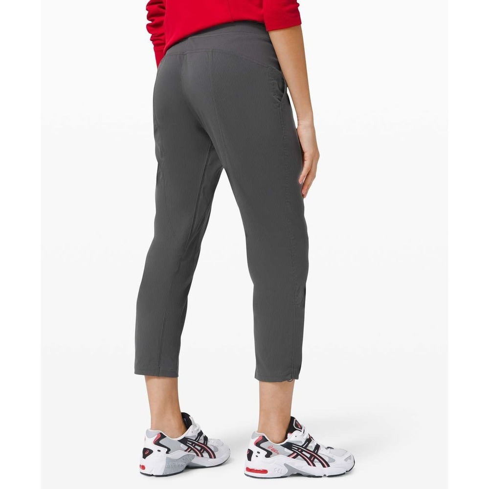 Lululemon Dance Studio Crop Pants 25" Size 6 Graphite Gray Stripe Lightweight - Picture 15 of 16